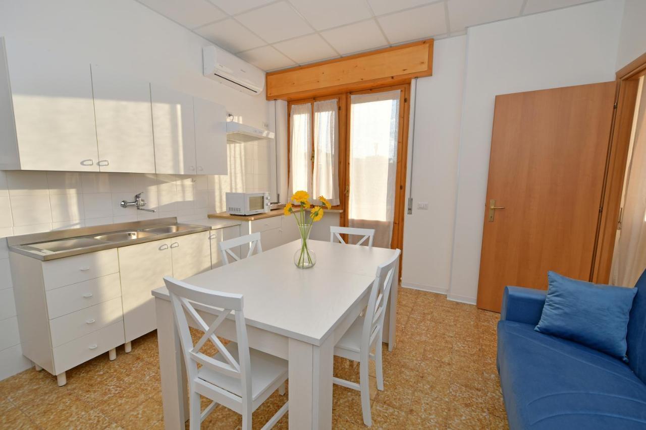 B&B Linae - Residence Alba Adriatica Eksteriør billede