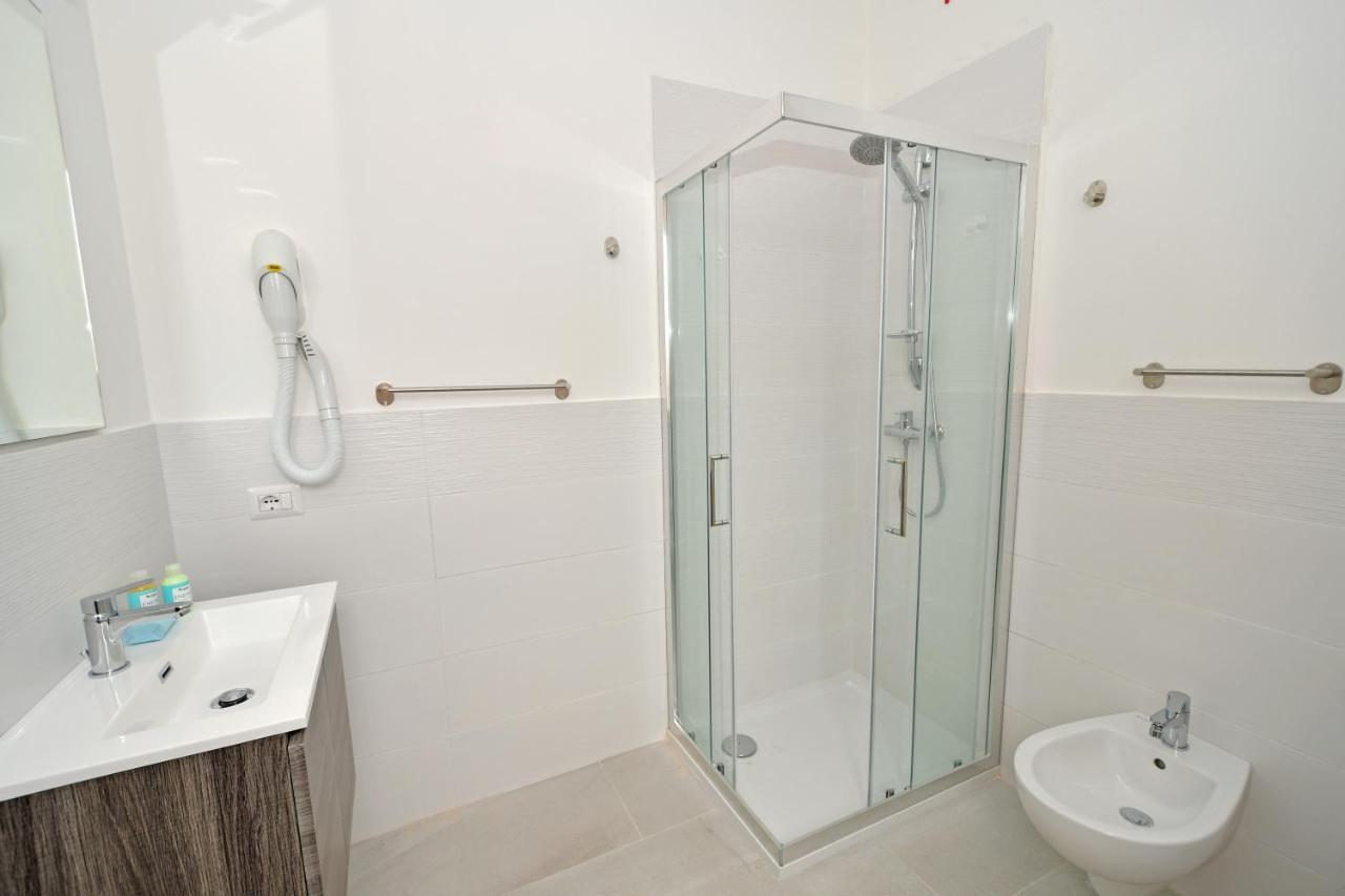 B&B Linae - Residence Alba Adriatica Eksteriør billede