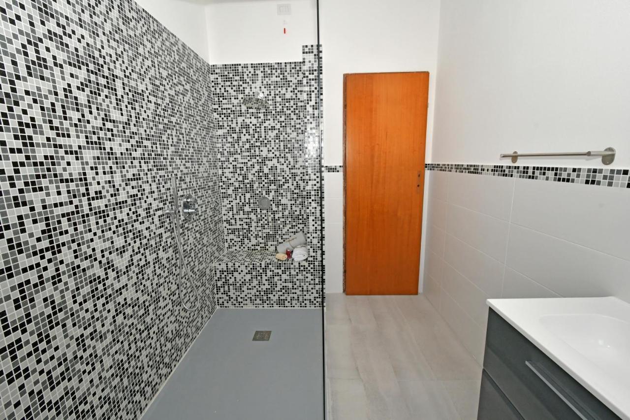 B&B Linae - Residence Alba Adriatica Eksteriør billede